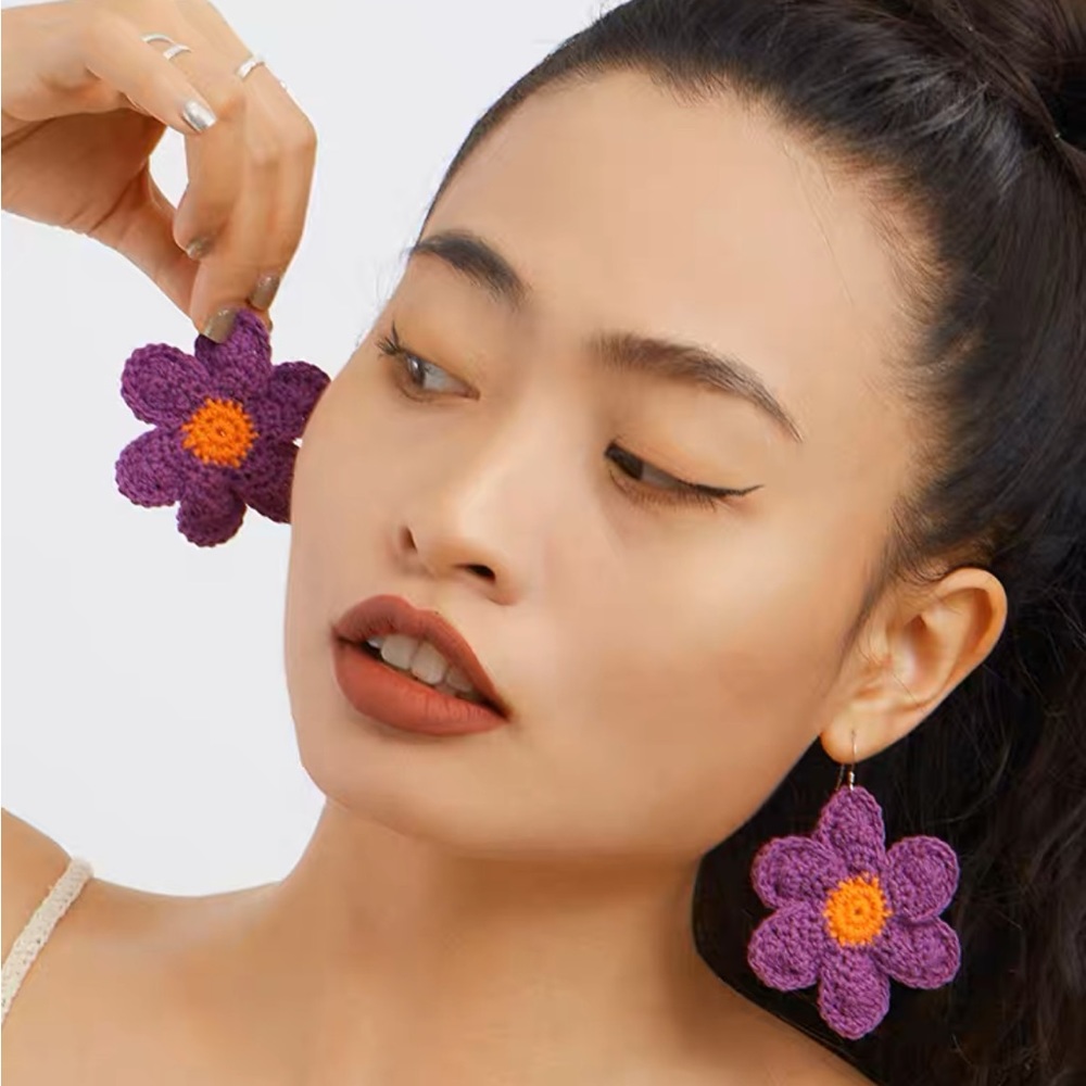 Little Banana hand made purple sun flower ear clips, new - Picture 2 of 6